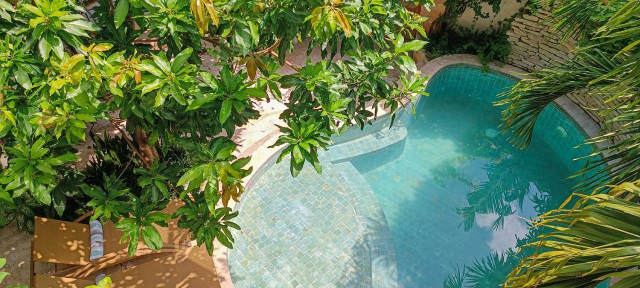 Soraya Yoga Wellness Center Hotel Gili Trawangan Exterior foto